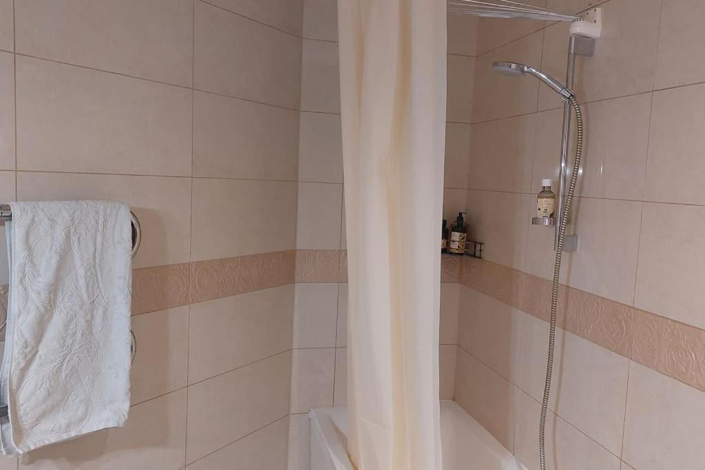 Spicy Studio In Art Nouveau District, Culture Trip Рига Екстериор снимка